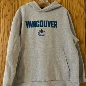 Lululemon Athletica Gray Vancouver Canucks Hoodie